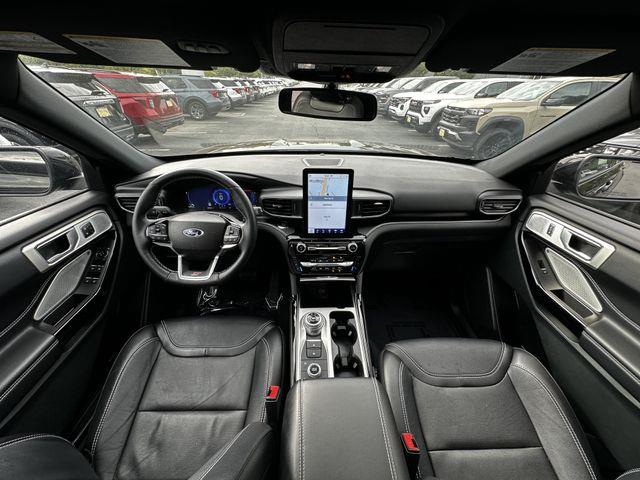 2023 Ford Explorer - $41,600