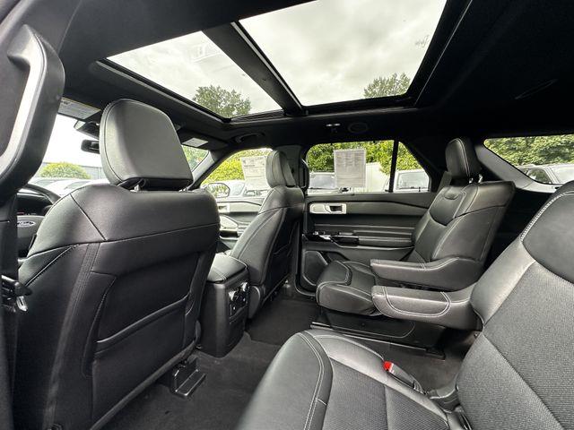 2023 Ford Explorer - $41,600