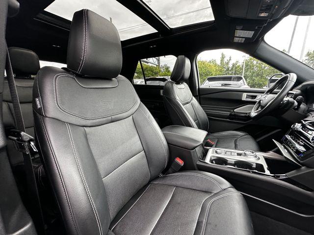2023 Ford Explorer - $41,600