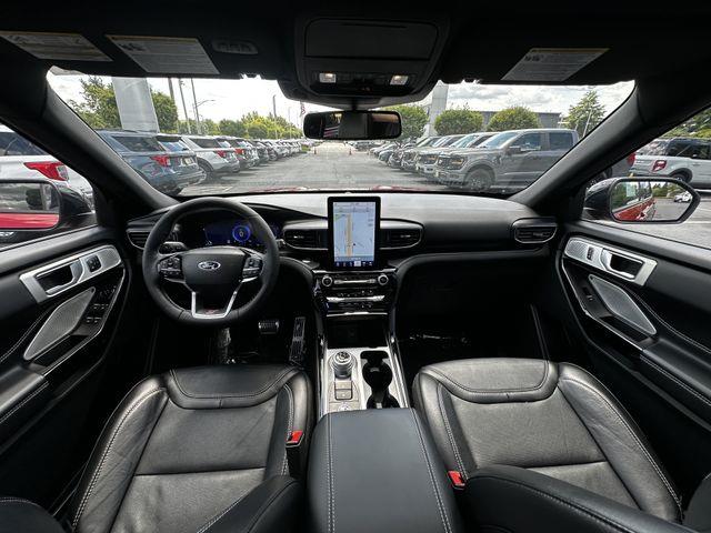 2023 Ford Explorer - $42,700