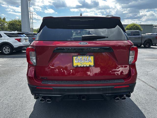 2023 Ford Explorer - $42,700