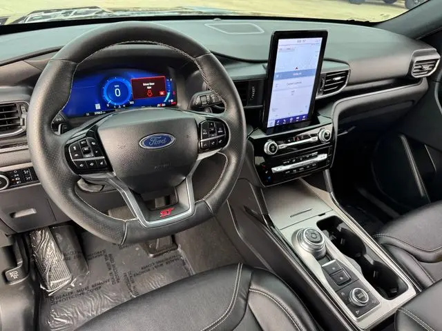 2024 Ford Explorer - $40,001
