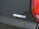 2016 Explorer Thumbnail 10