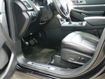 2016 Explorer Thumbnail 17