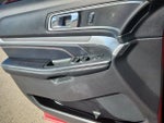 2016 Explorer Thumbnail 9