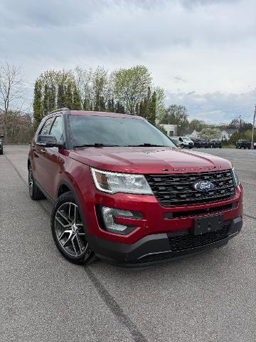2016 Ford Explorer - $14,990