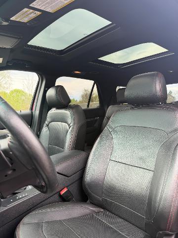 2016 Ford Explorer - $14,990