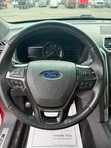 2016 Ford Explorer - $14,990