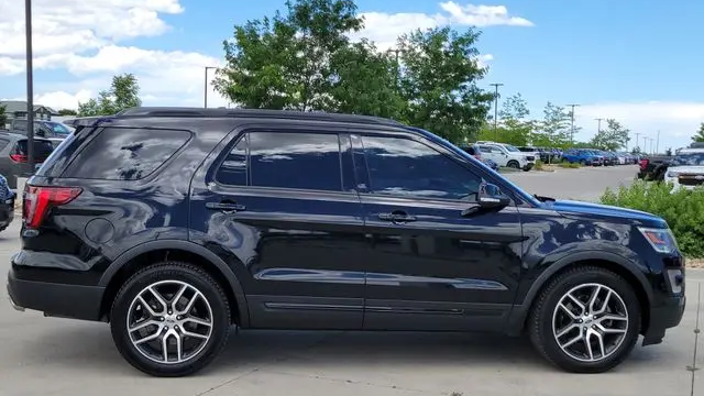 2017 Ford Explorer Sport