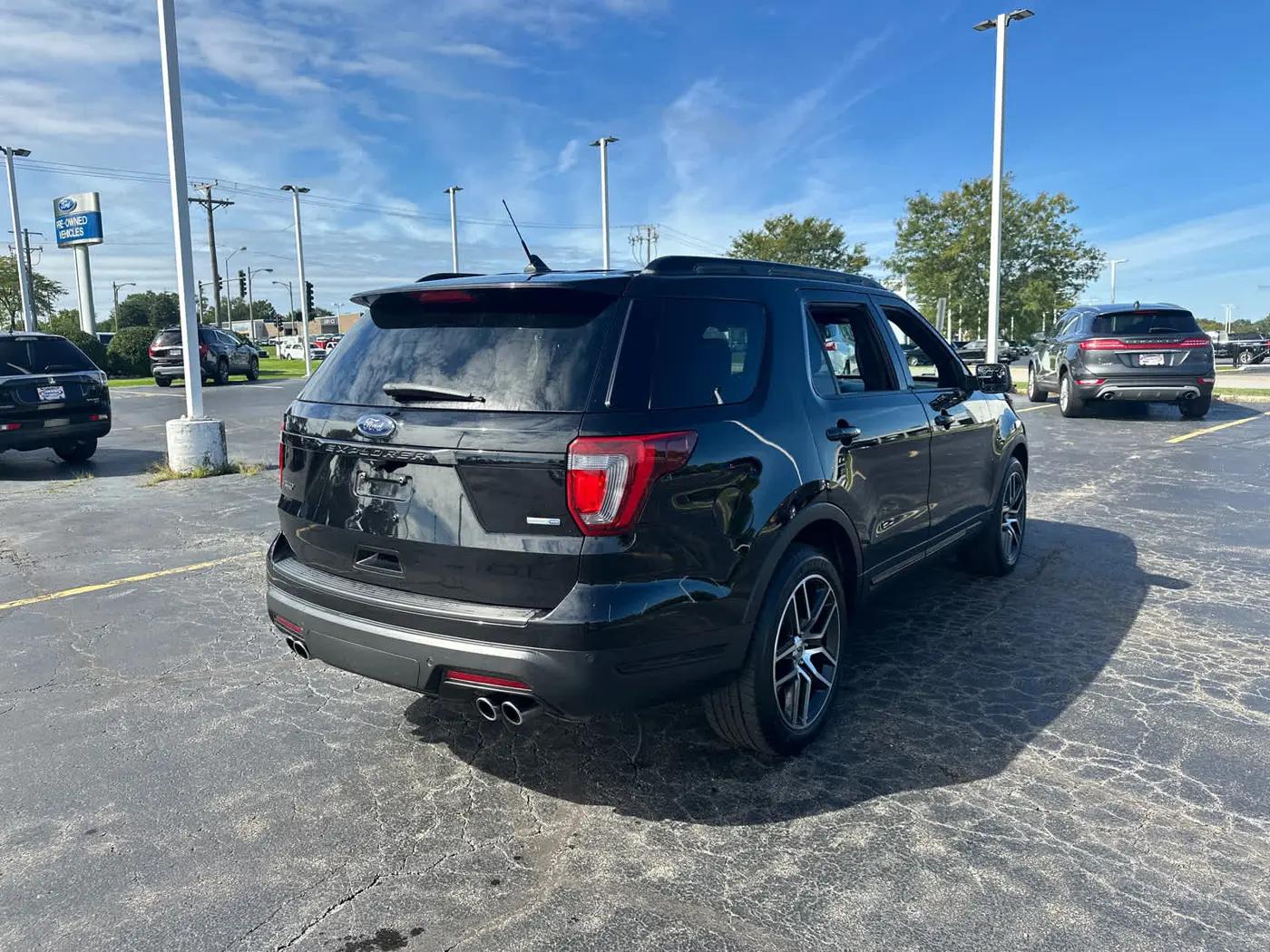 2019 Ford Explorer - $20,990