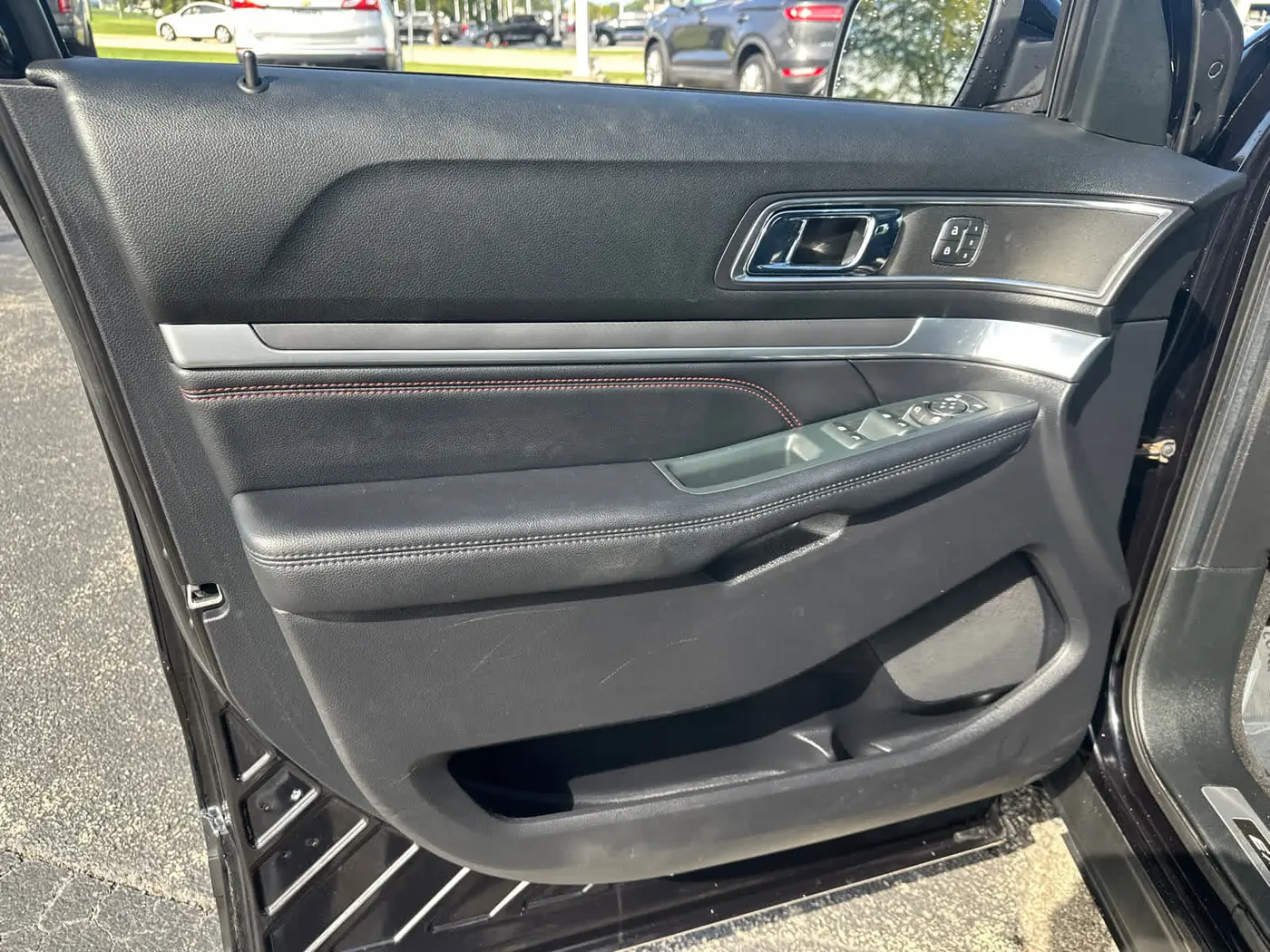 2019 Ford Explorer - $20,990