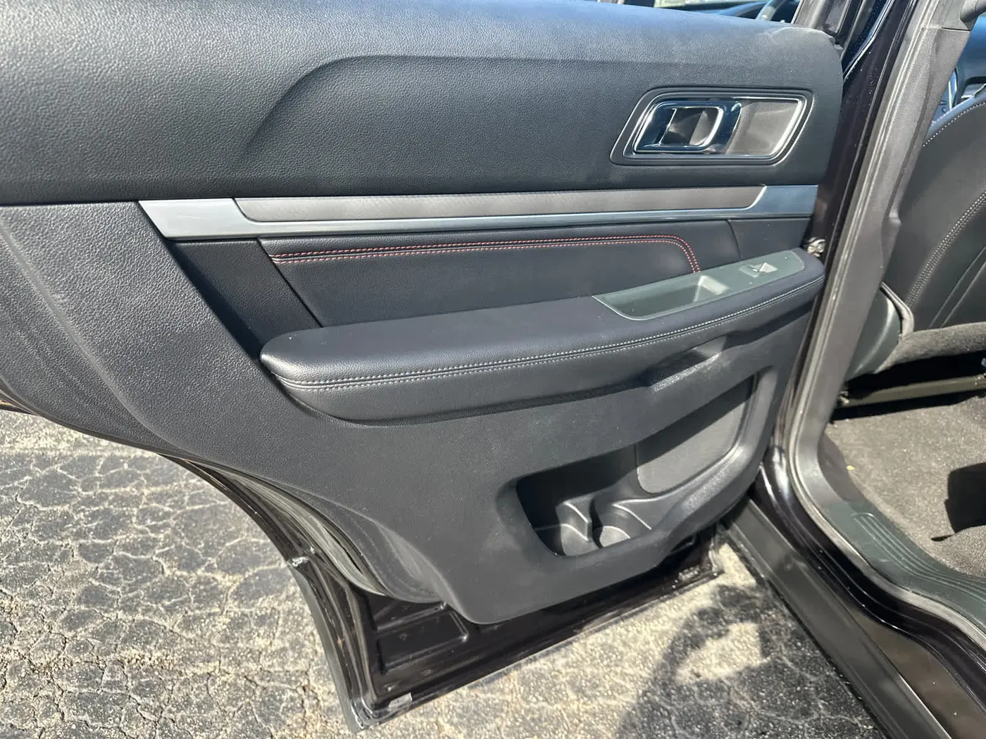 2019 Ford Explorer - $20,990