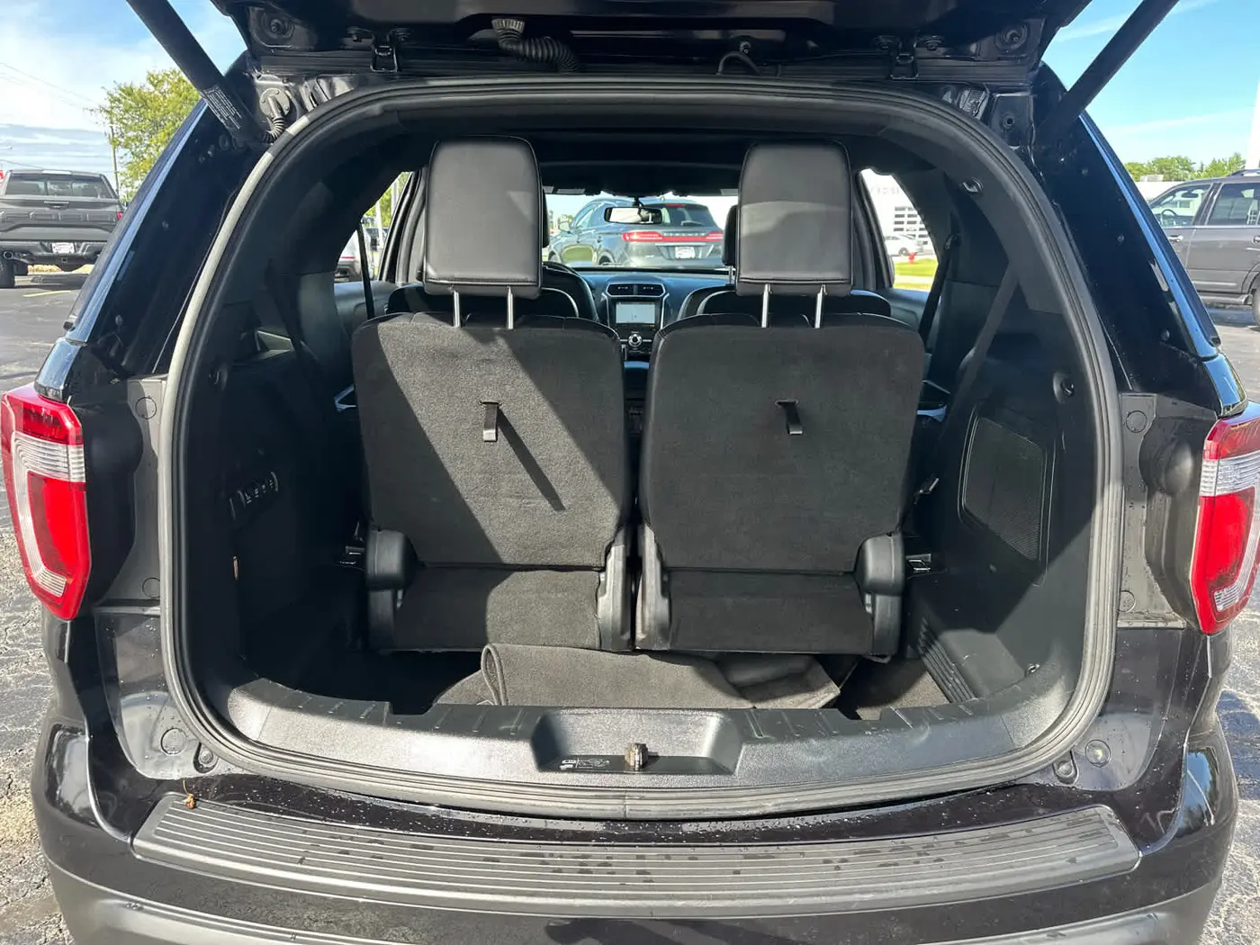 2019 Ford Explorer - $20,990