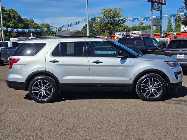 2019 Ford Explorer - $21,999