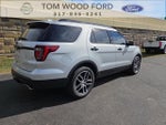 2016 Explorer Thumbnail 10