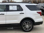2016 Explorer Thumbnail 5