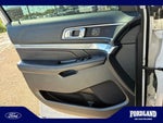 2016 Explorer Thumbnail 13