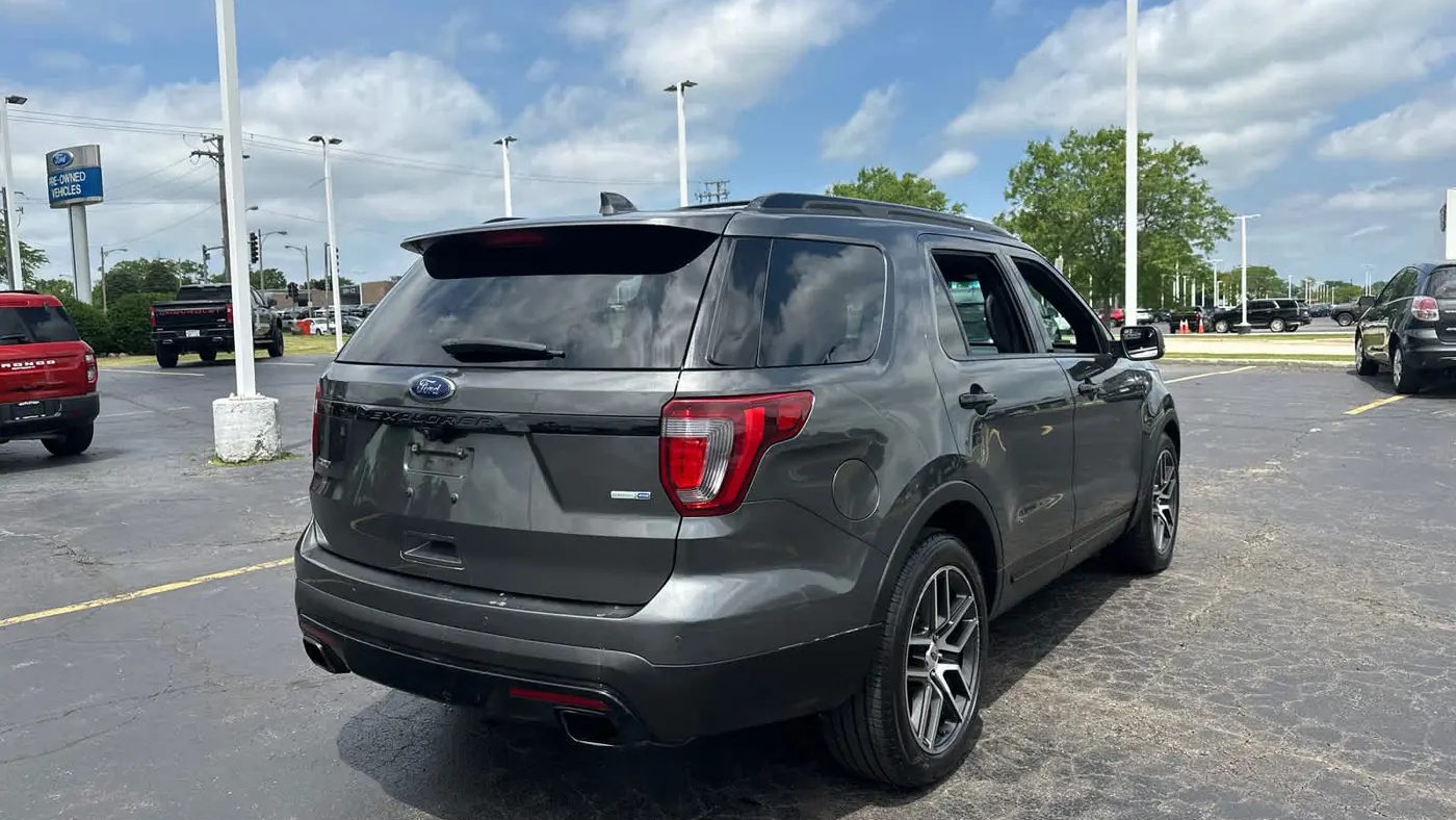 2016 Ford Explorer Sport