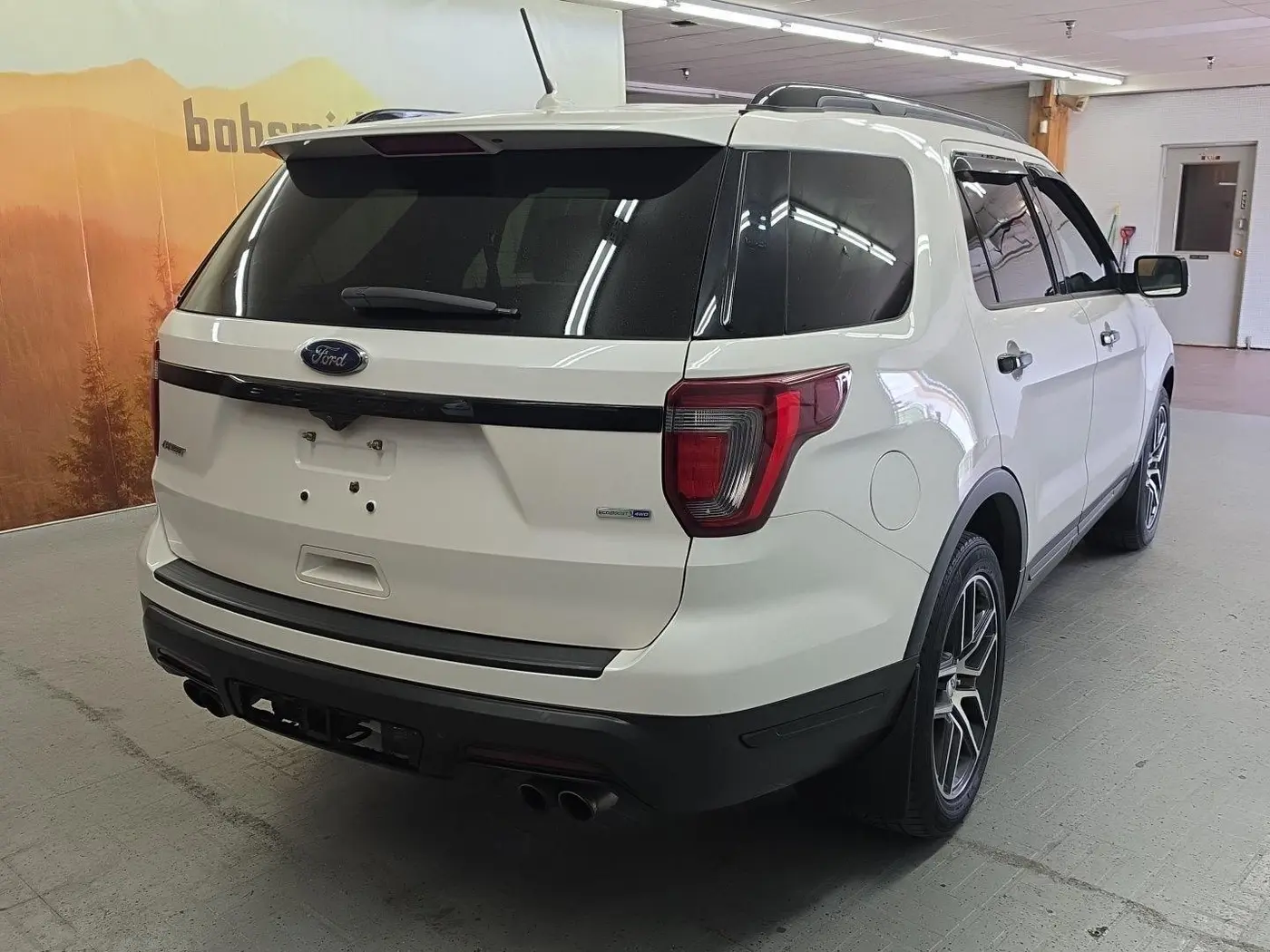 2019 Ford Explorer - $22,395