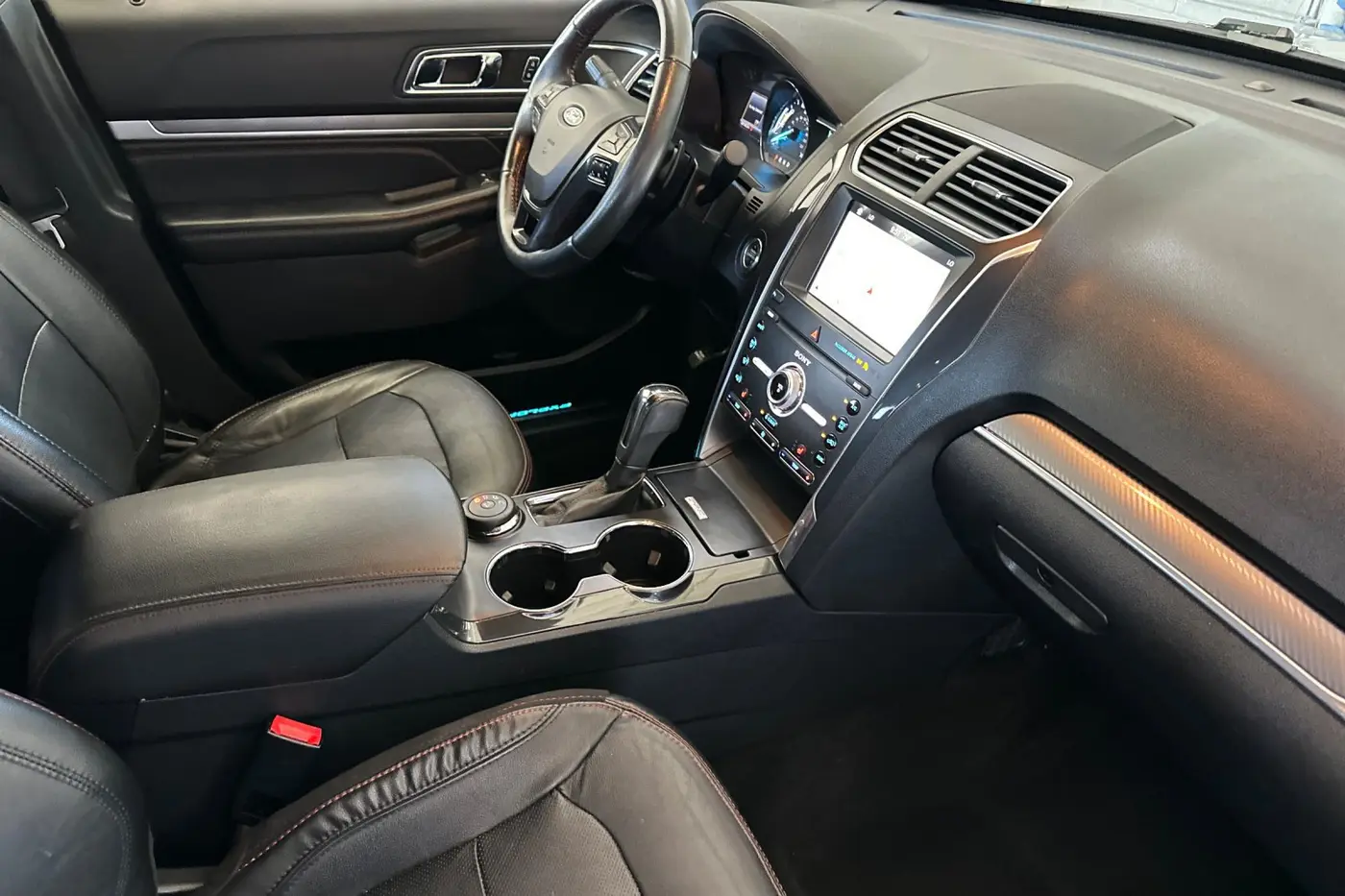 2019 Ford Explorer - $18,951