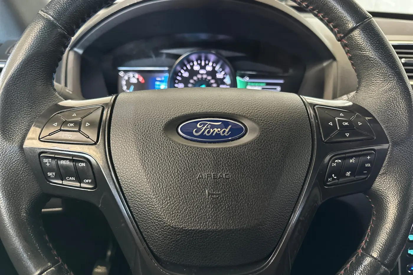2019 Ford Explorer - $18,951