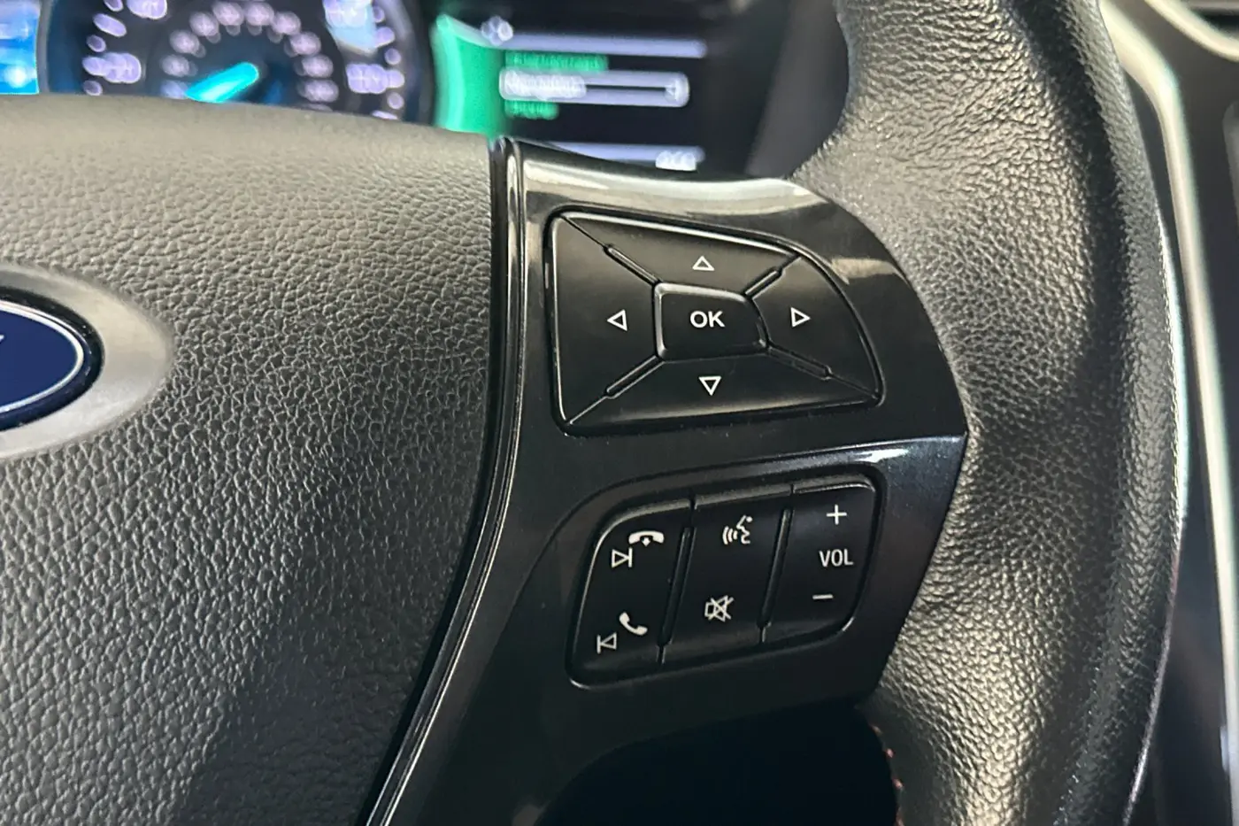 2019 Ford Explorer - $18,951