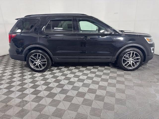 2017 Ford Explorer - $15,476