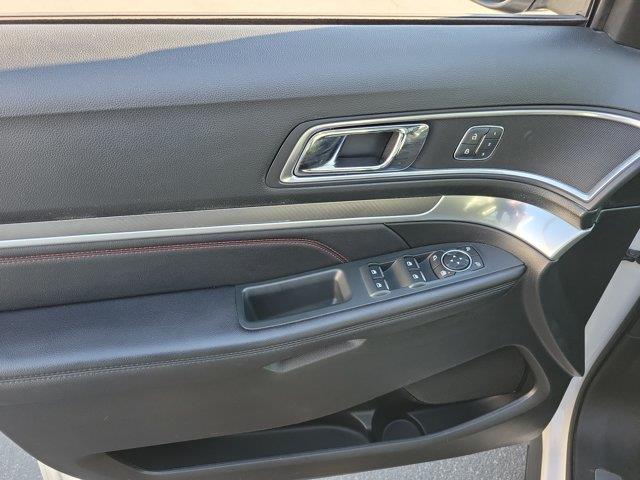 2018 Ford Explorer - $17,370