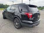 2016 Explorer Thumbnail 3