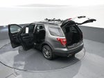 2017 Explorer Thumbnail 32