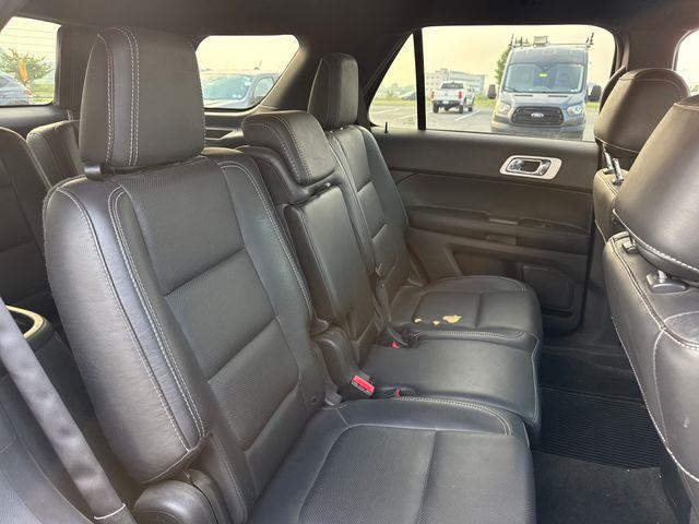 2015 Ford Explorer - $10,999