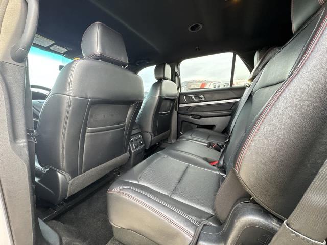 2017 Ford Explorer - $12,275