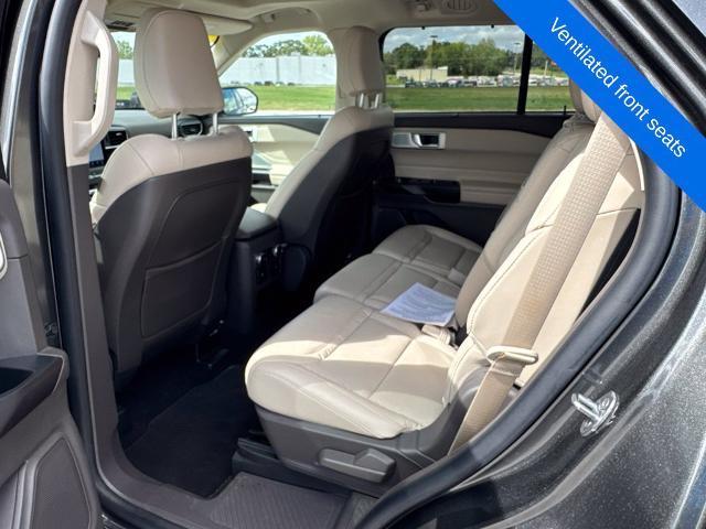2020 Ford Explorer - $33,500