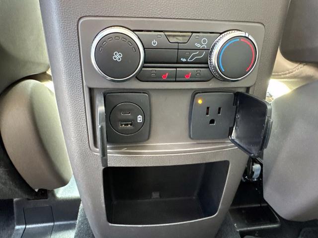 2020 Ford Explorer - $33,500