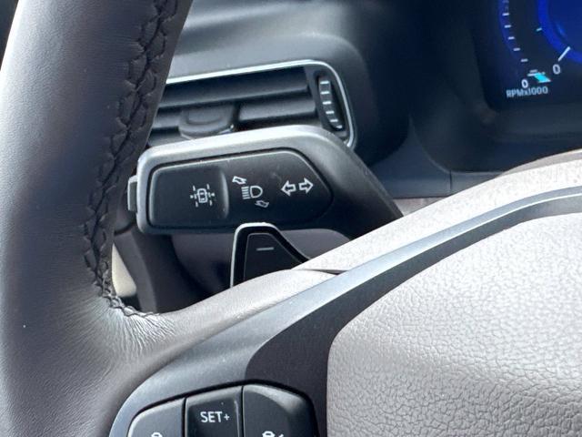 2020 Ford Explorer - $33,500