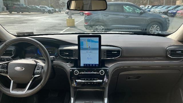 2021 Ford Explorer Platinum