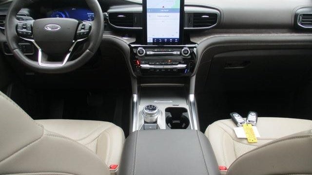 2021 Ford Explorer Platinum