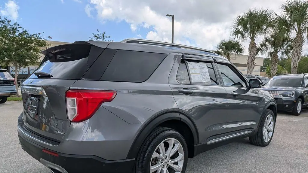 2022 Ford Explorer Platinum