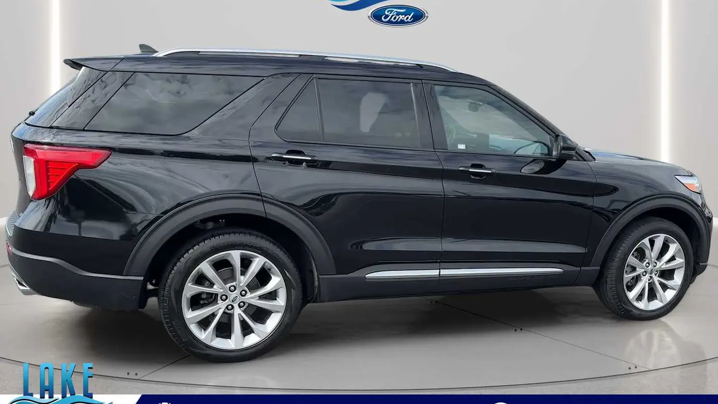 2023 Ford Explorer Platinum