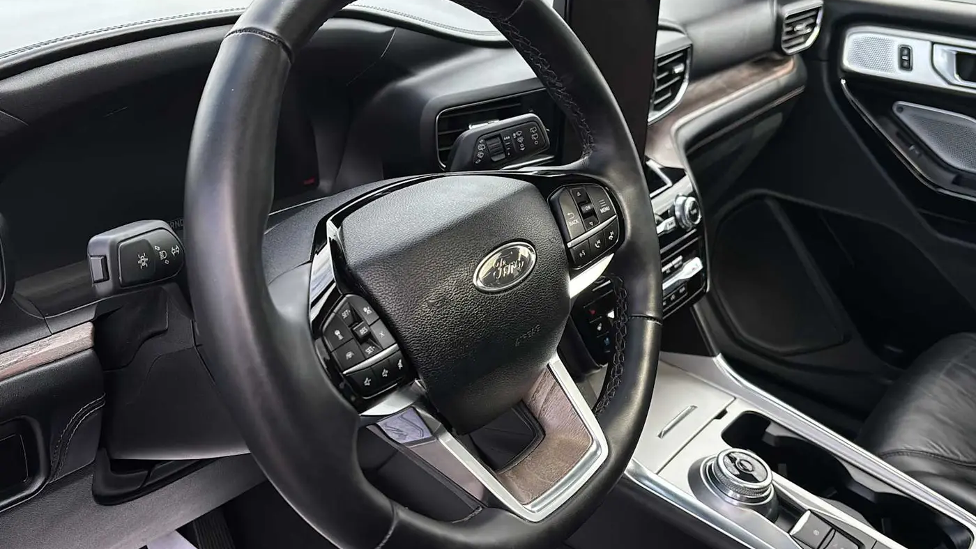 2023 Ford Explorer Platinum
