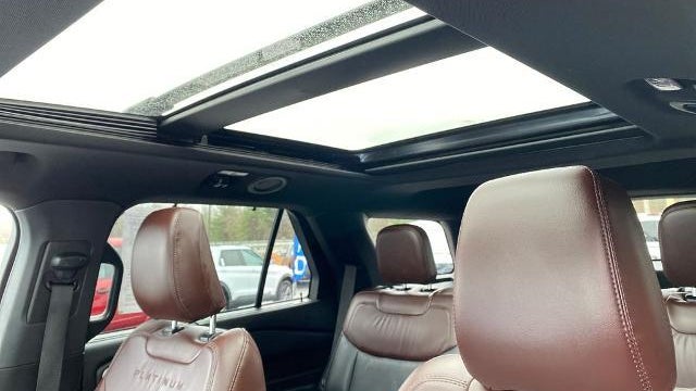 2023 Ford Explorer Platinum