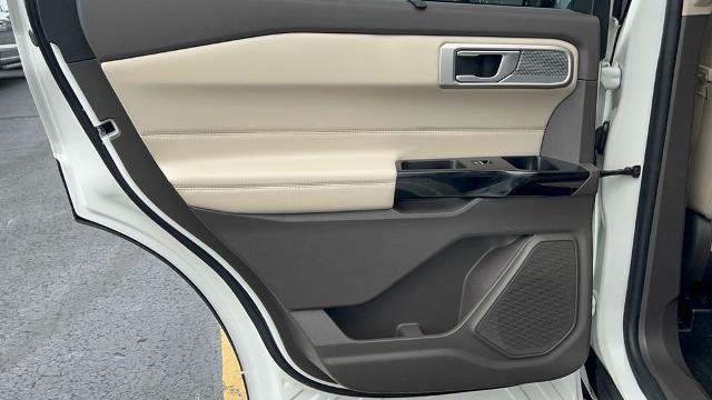 2023 Ford Explorer Platinum
