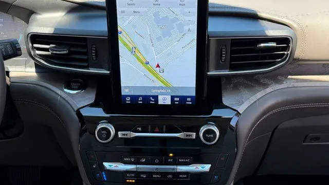2023 Ford Explorer Platinum
