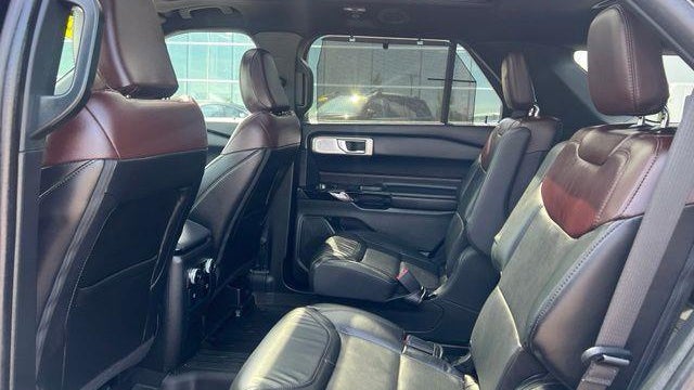2024 Ford Explorer Platinum