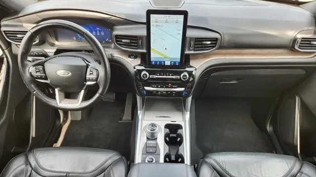 2022 Ford Explorer Platinum