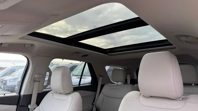 2022 Ford Explorer Platinum