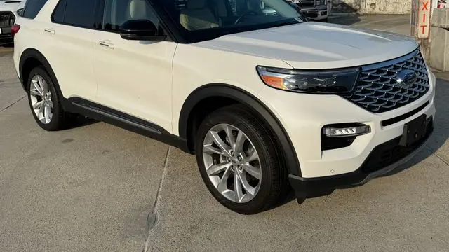 2022 Ford Explorer Platinum
