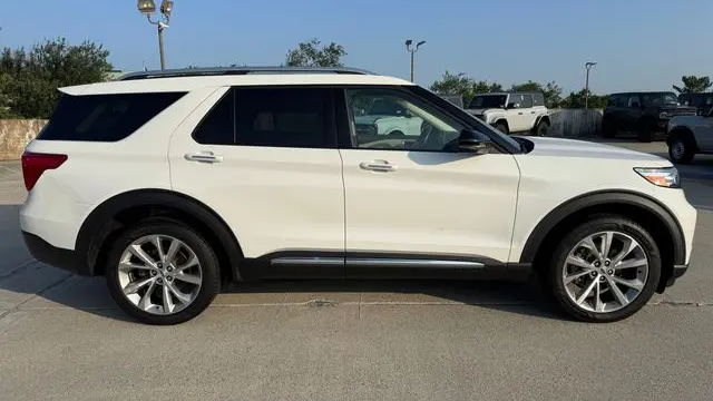 2022 Ford Explorer Platinum