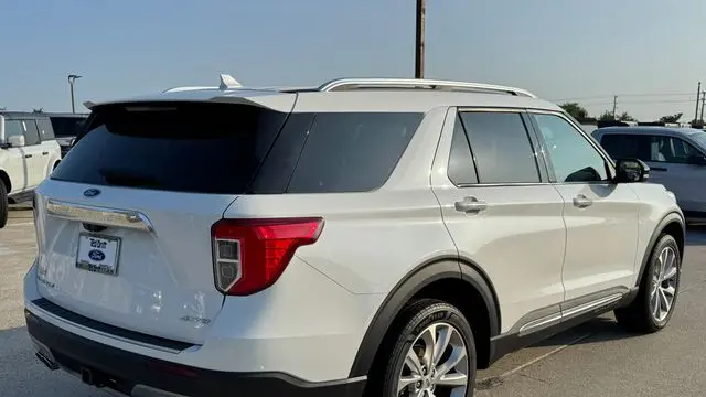 2022 Ford Explorer Platinum