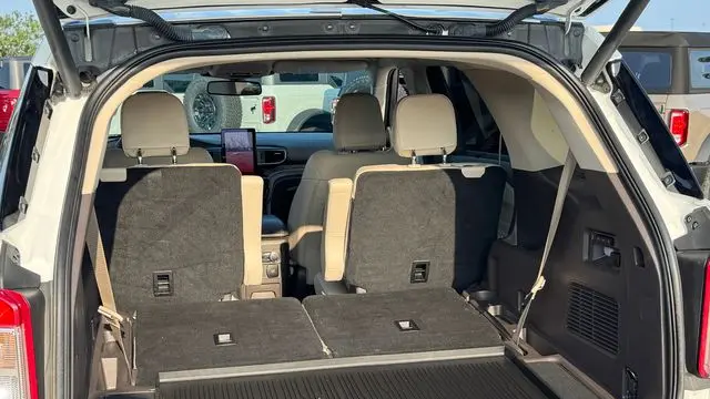 2022 Ford Explorer Platinum